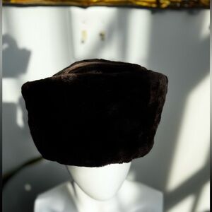 Vintage 1990s Dark Brown Mink Fur Russian Style Hat
